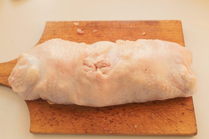 Куриный рулет с грибами и сыром