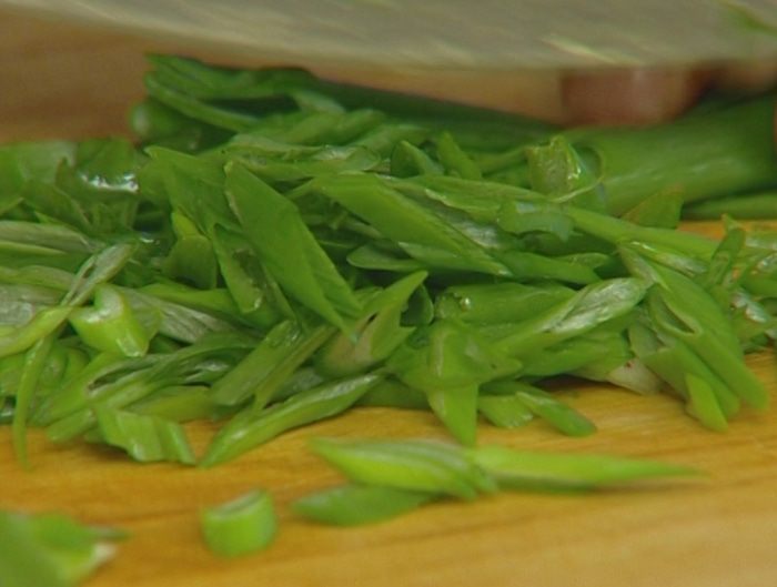 Салат с балыком и руколой