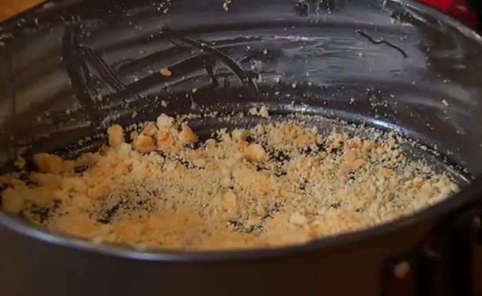 Шоколадно-миндальный пирог на маскарпоне