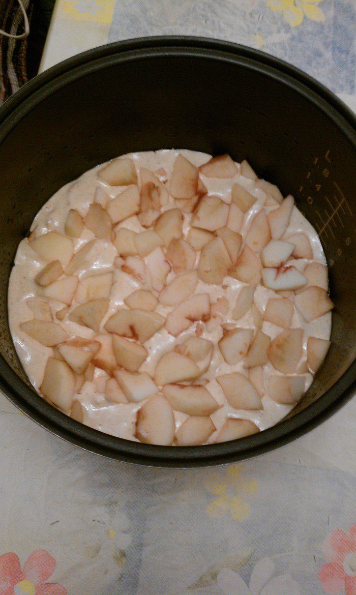 Яблочный пирог Шарлотка по маминому рецепту