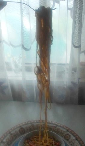 Лагман с тянутой лапшой 