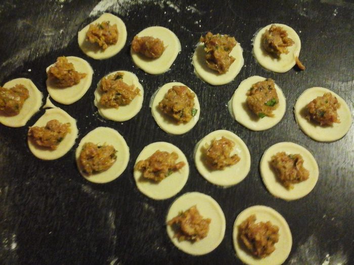 Пельмени из курицы и говядины