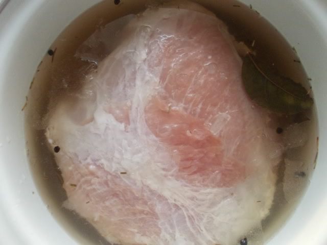 Праздничная свинина под медово-горчичной глазурью 