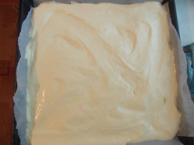 Рулет с клубничным муссом