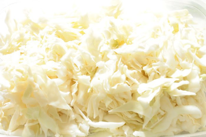 Рис с капустой и сушеными грибами