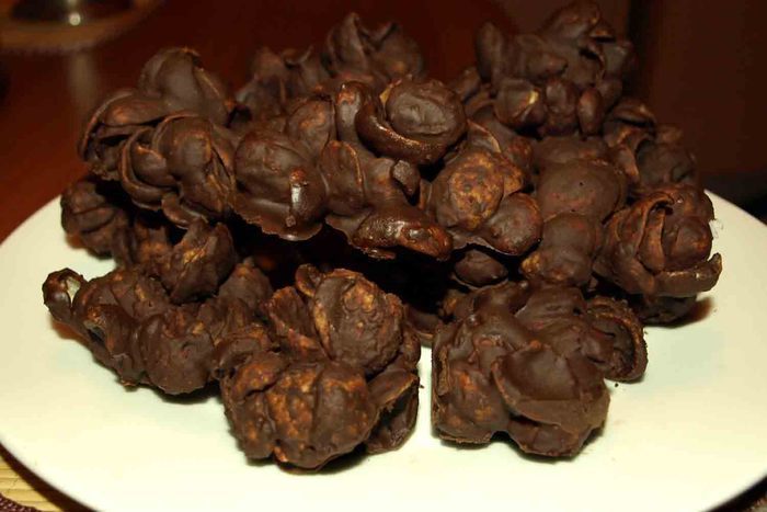 Песочные шоколадные розы