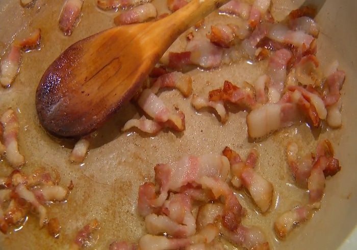 Слоеный пирог с грибами