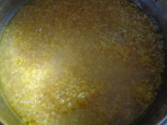 Салат с булгуром, гранатом и фисташками