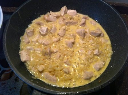 Курица со сливочным карри 