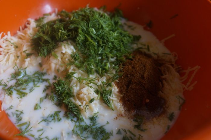 Булочки сырные с паприкой и укропом