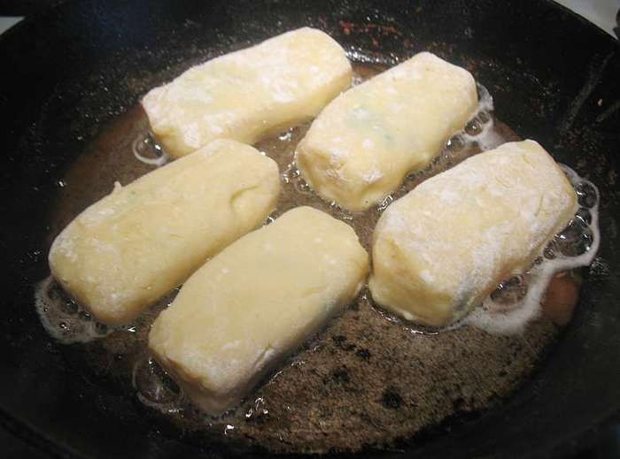 Заварные картофельные пирожки с начинкой