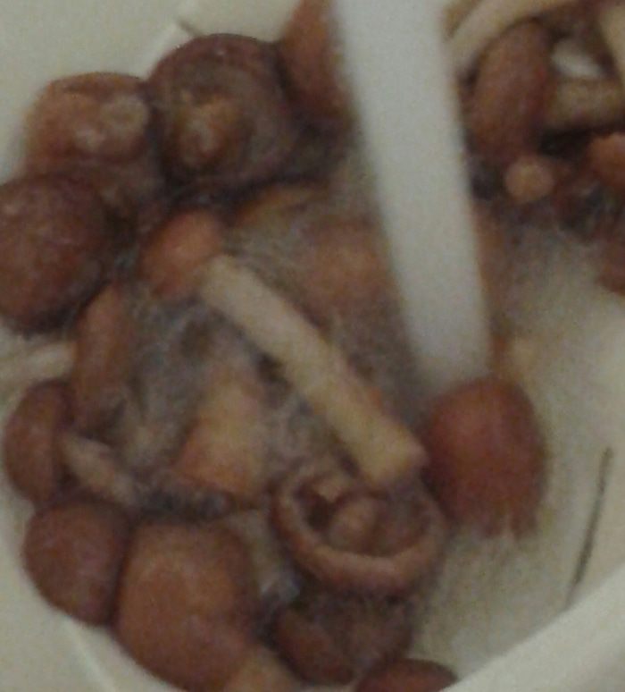 Жареный картофель с грибами