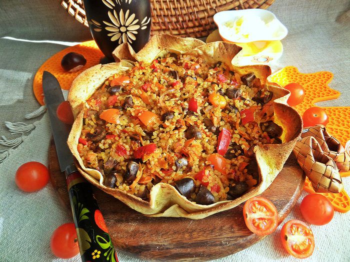 Булгур с сердечками в съедобной тарелке