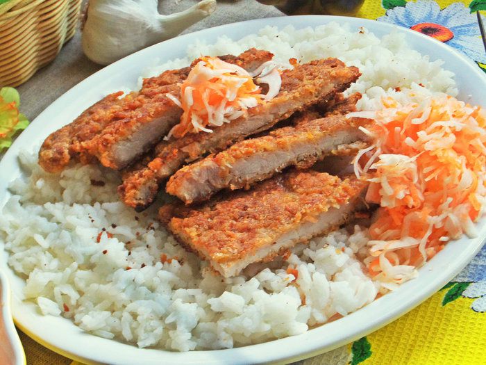 Отбивные в хрустящей корочке с рисом