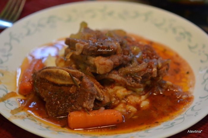 Тушеные ребрышки с овощами