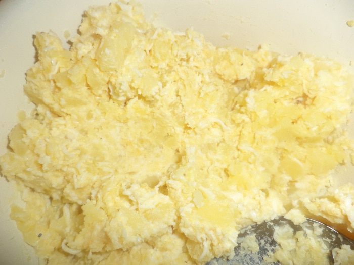 Запечённая картошка с беконом и помидорами