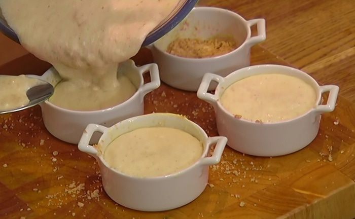 Пудинг на соевом молоке с орехами и корицей 