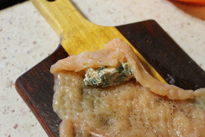 Котлеты по-киевски с сыром и маслом