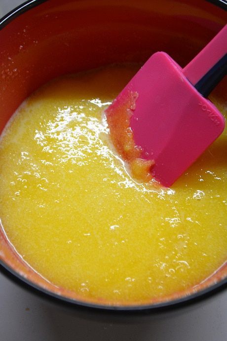 Пляцок «Яблоки под кисельным небом»