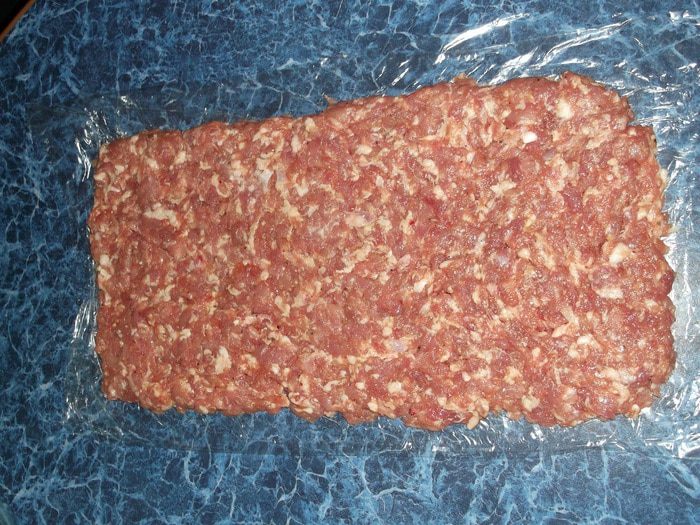 Мясной рулет в кляре