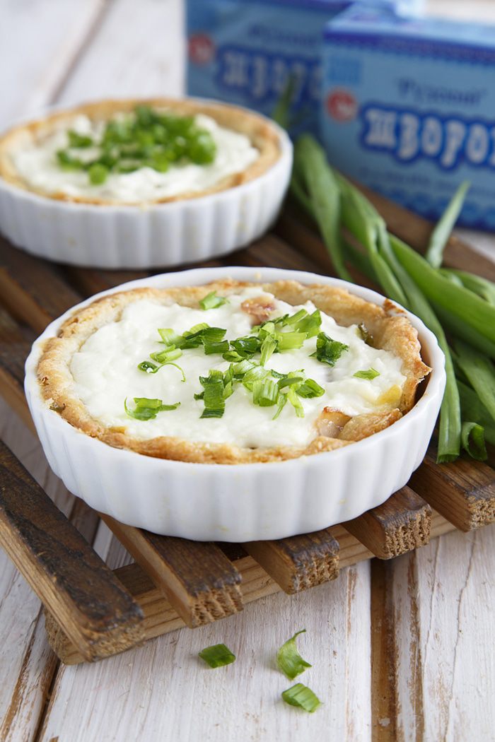 Пирог с луком и беконом
