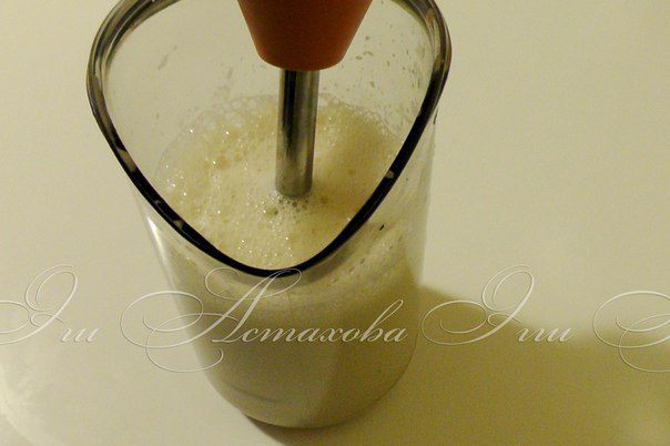 Пирог с творожными розами