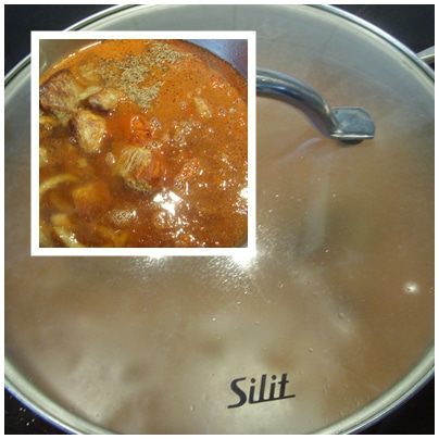 Гуляш с квашеной капустой