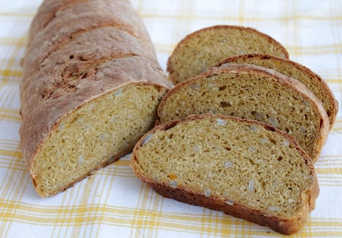 Пшенично-ржаной хлеб с тыквой