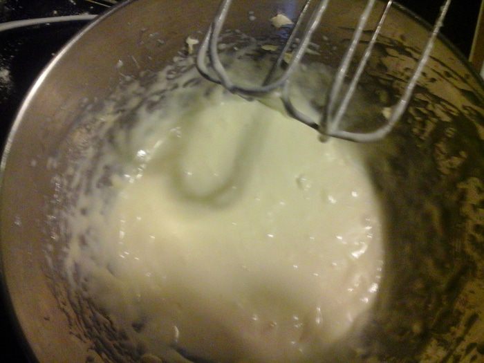 Торт с черникой и со сметаной 