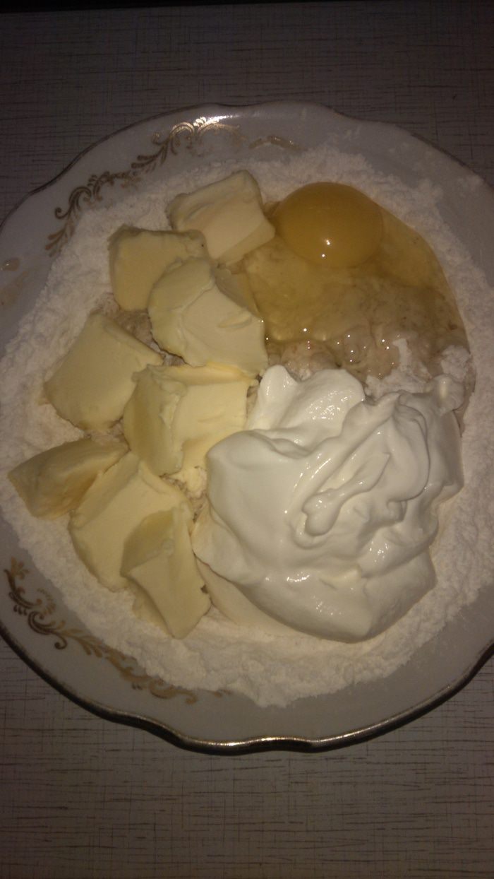 Хлебная коса с мускатным орехом