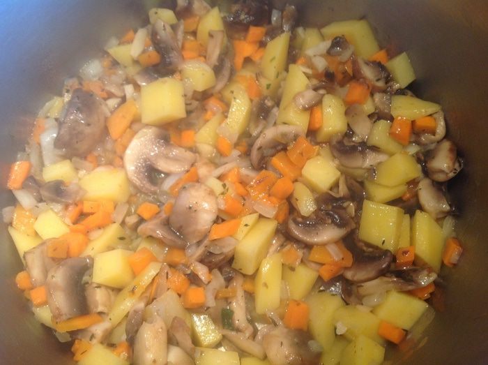 Молочный суп с грибами