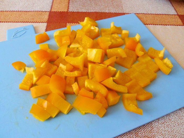 Пирог с лососем и моцареллой