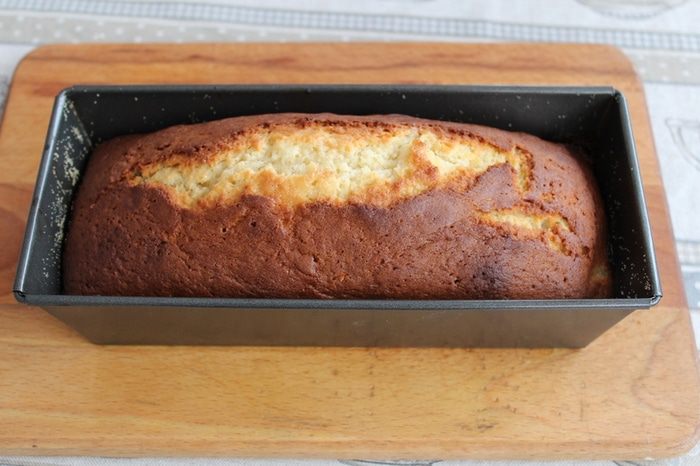 Медовый кекс с ревенем