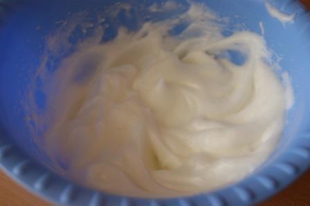 Воздушный мусс из черной смородины