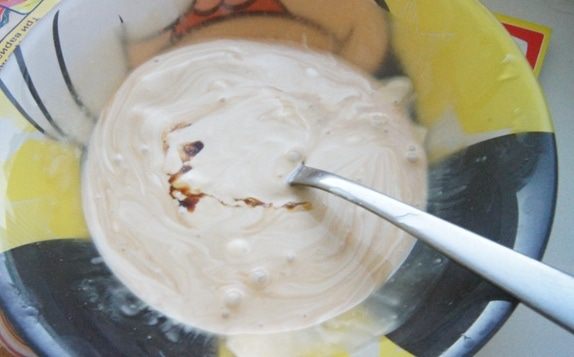 Салат с куриной печенью и яичными блинчиками