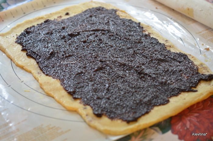 Творожно-маковый рулет