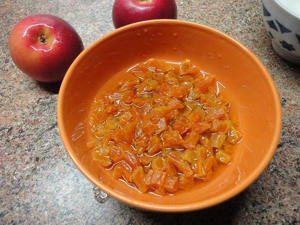 Салат из квашеной капусты