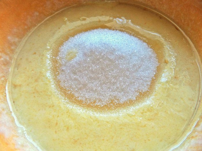 Ватрушки с голубикой и яблоком