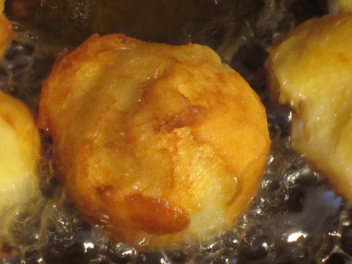 Заварные пончики с апельсиновым кремом 