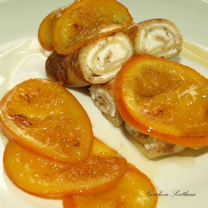 Миндальные блинчики с рикоттой и карамелизированными апельсинами