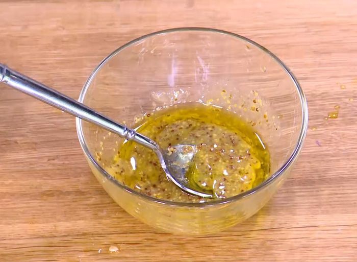 Салат из чечевицы с артишоками и фетой 