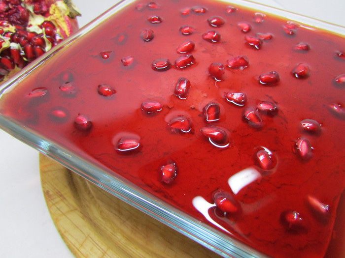 Паштет из куриной печени с коньяком и гранатовым желе