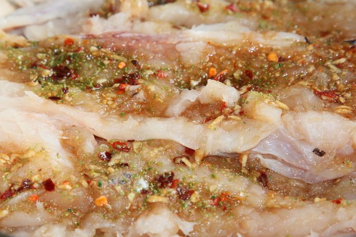 Рыба под баклажановой шубкой 