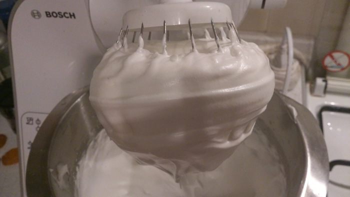 Печенье &amp;quot;Макарон&amp;quot; с карамельно-шоколадным кремом