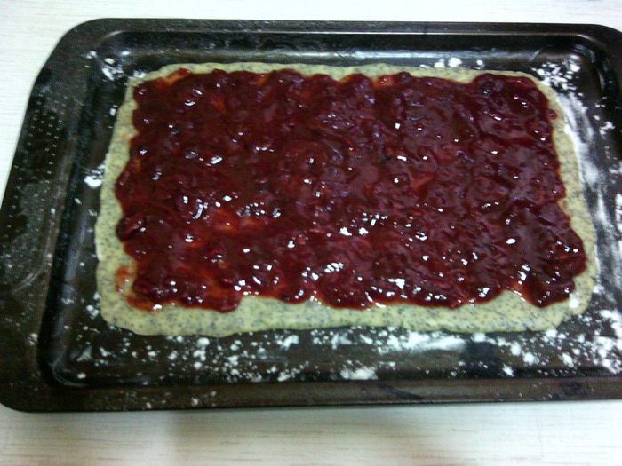 Маковые квадратики с вареньем