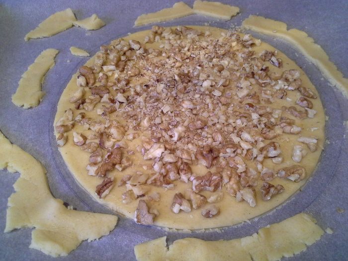 Торт &amp;quot;Особенный&amp;quot;, грецкие орехи под безе