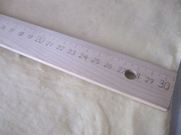   Бриошь с кусочками шоколада и кремом Патисьер