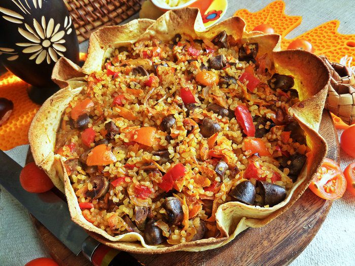 Булгур с сердечками в съедобной тарелке