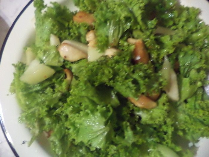 Салат из курицы с дыней