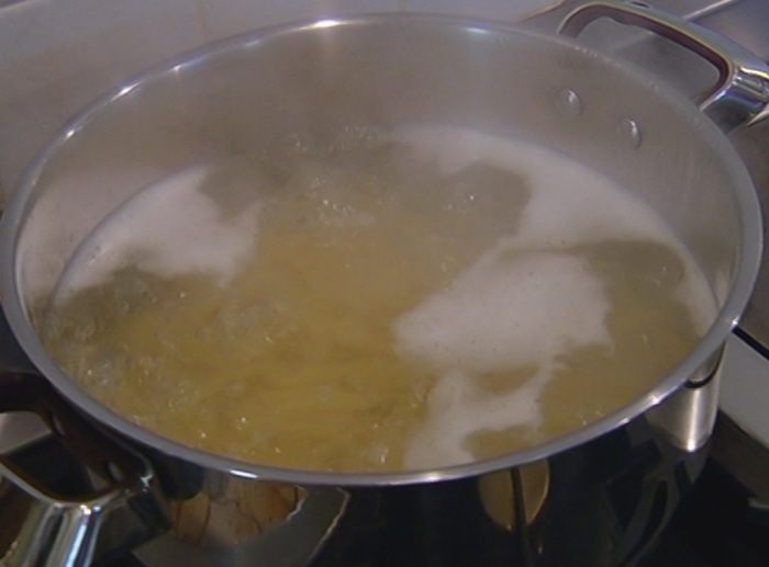 Паста с тыквой, руколой и творожным соусом 